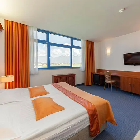 فندق Garni Azul 4*