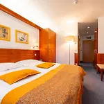 Hotel Garni Azul