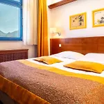 Garni Azul 4* Kranj