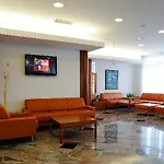 Garni Azul Hotel 4*