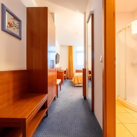 Hotel Garni Azul Kranj
