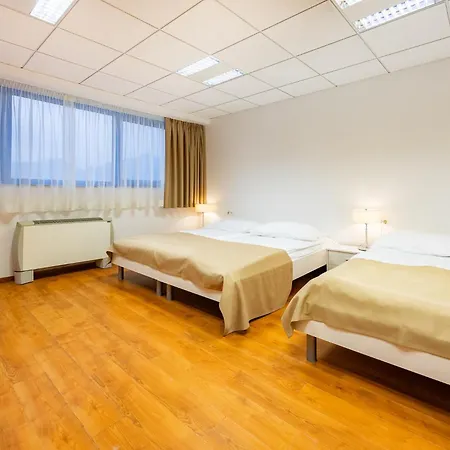 Garni Azul 4* Kranj