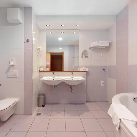 Garni Azul Hotel 4*
