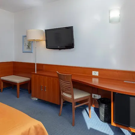 Garni Azul 4*