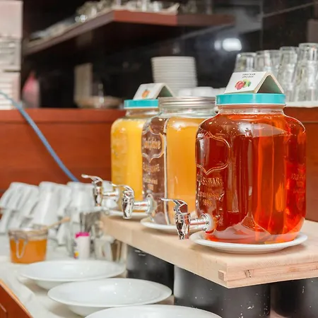 Garni Azul Hotell 4*