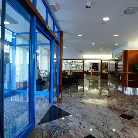 מלון Garni Azul