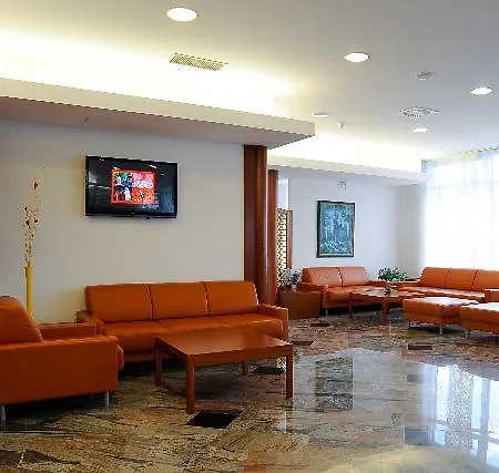 Garni Azul Hotel 4*