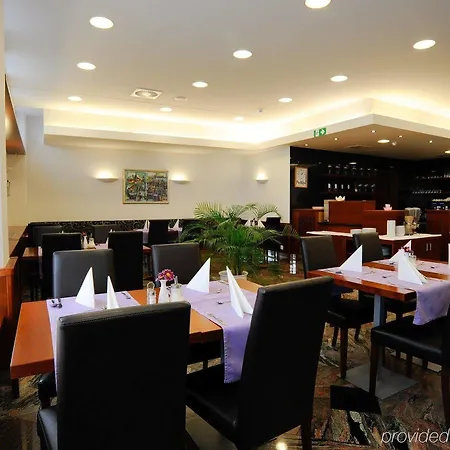 Garni Azul Hotel 4*