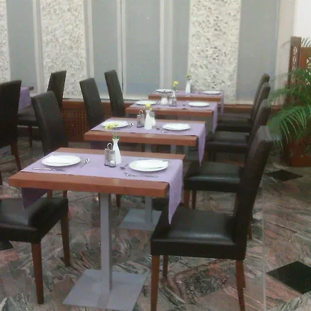 Garni Azul Hotel 4*