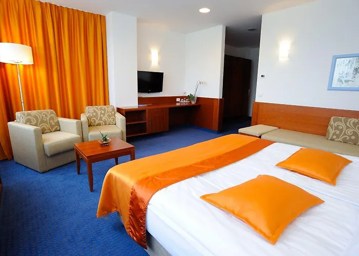 Garni Azul 4* Kranj